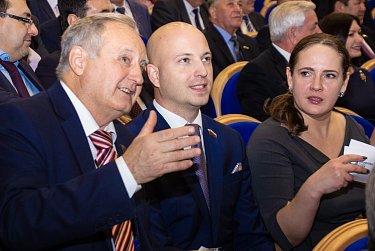 Сергей Грачев поздравил оренбуржцев с Днем области